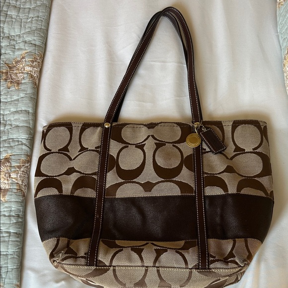 Coach Signature Brown Tote Bag - Picture 1 of 7